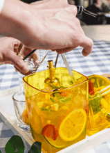 挑战吃蜜瓜,甜蜜挑战，味蕾盛宴