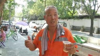 吃瓜路人劝架视频,视频记录现场惊险瞬间