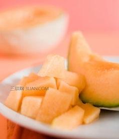 吃哈密瓜炖肉有什么好处,营养美味，健康养生新选择